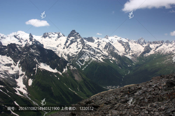 貝拉米夏季山峰