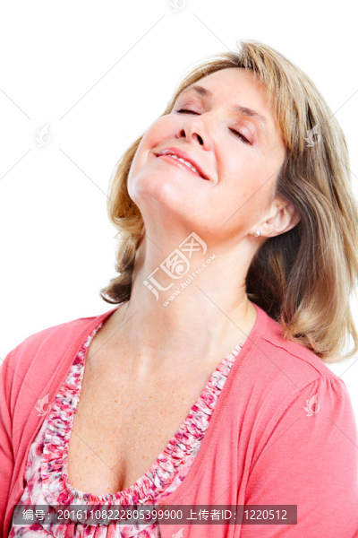 年長(zhǎng)的女士。