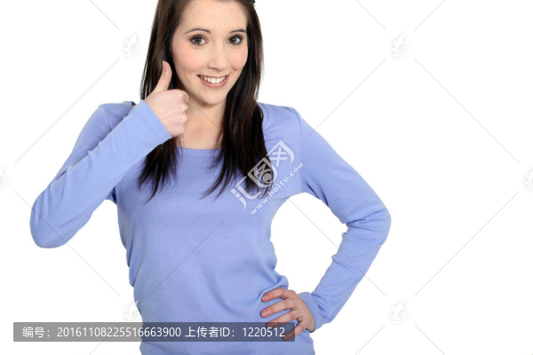 黑發(fā)使大拇指的手勢