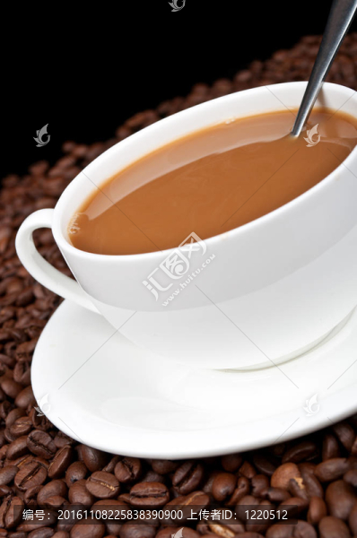 牛奶杯咖啡