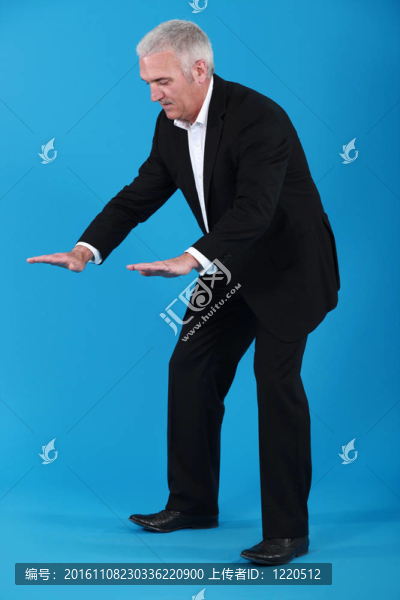 一個成熟的商人的手勢。