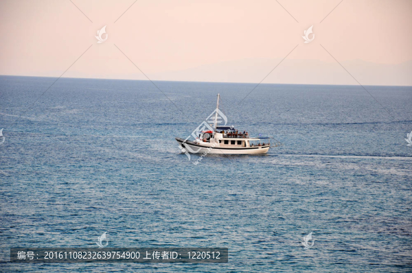海上漁船