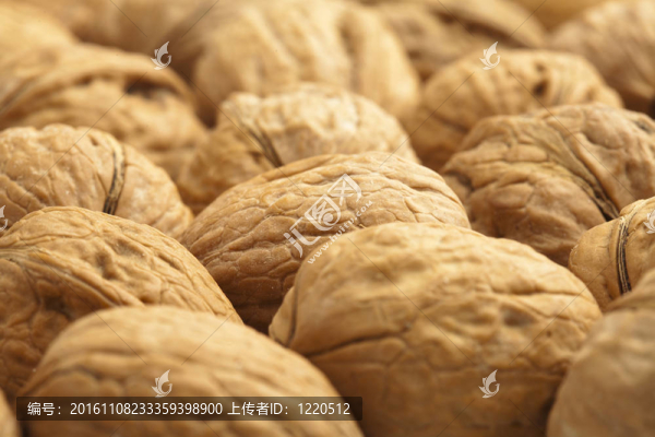 Wallnuts