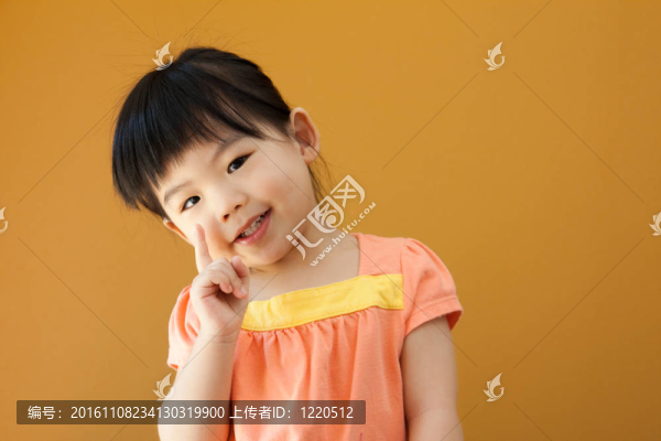亞洲寶貝女孩