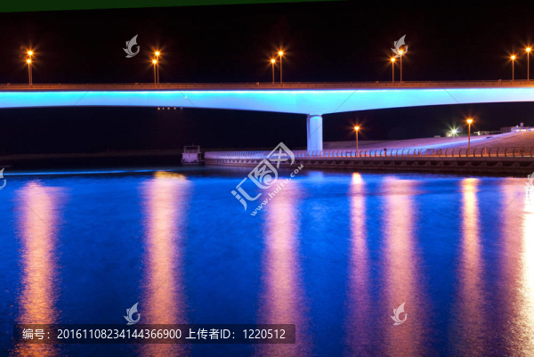 夜晚的橋