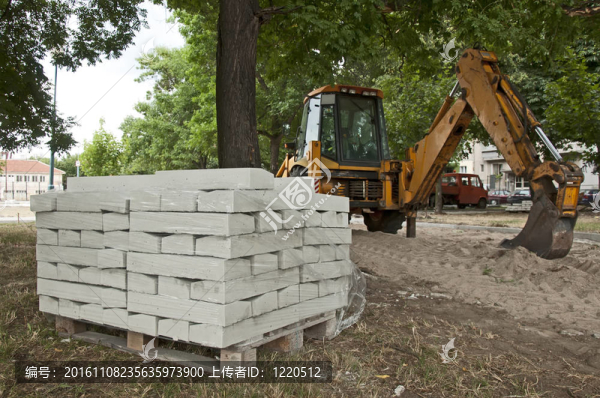 裝載機的瓷磚路徑建設