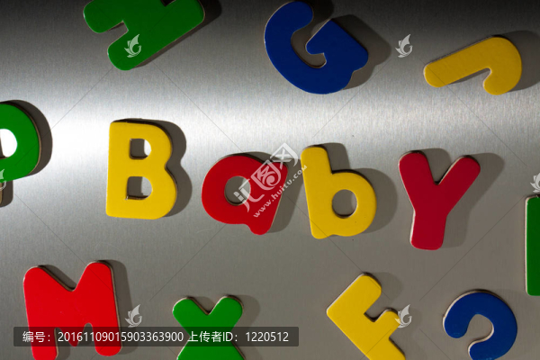 彩色字母