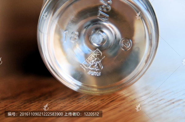具有回收符號(hào)的塑料瓶