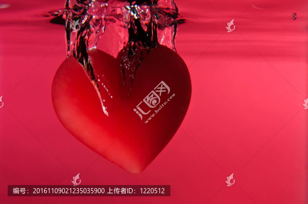 墜入水的心