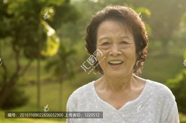 亞洲高級(jí)女