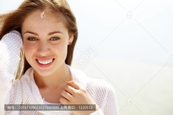 白衣女人