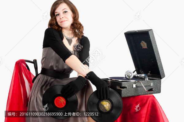 美麗的女人與留聲機；