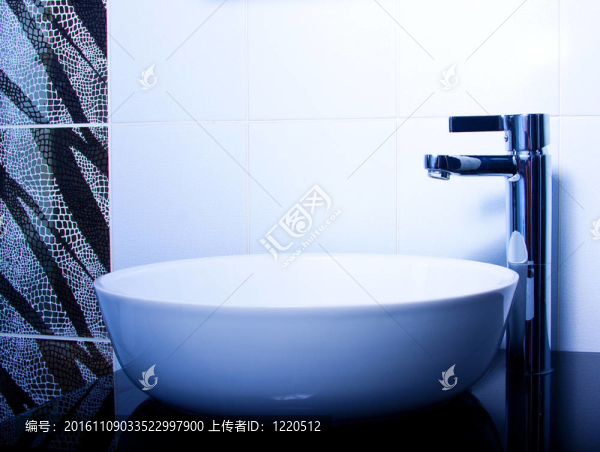 現(xiàn)代浴室水龍頭