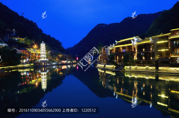 鳳凰或鳳凰古城古鎮(zhèn)