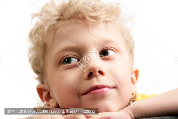 可愛的男孩