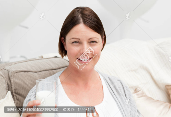 孕婦飲用牛奶
