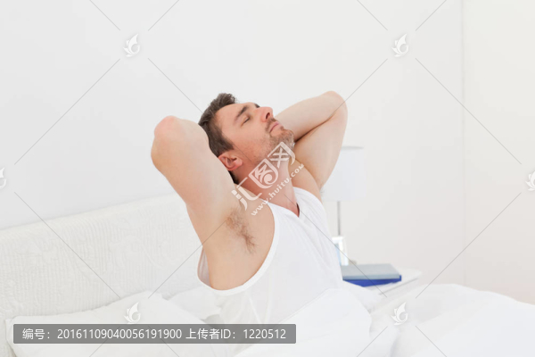 一個(gè)醒來的男人