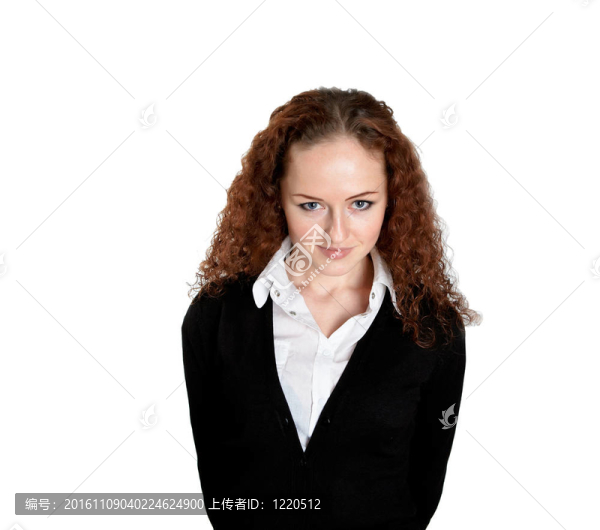 一個(gè)穿著正式服裝的年輕女子
