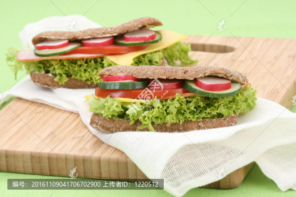 美味的三明治