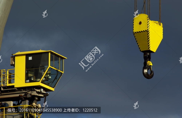 駕駛室和滑輪