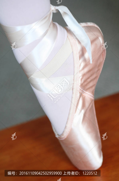 芭蕾舞鞋點(diǎn)