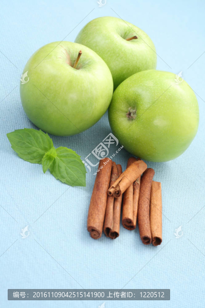 蘋(píng)果和肉桂