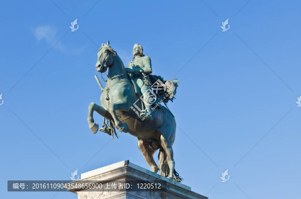馬德里東方廣場；Felipe,IV.,Madrid雕像