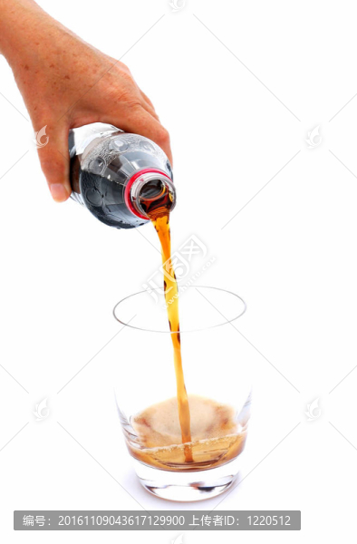 手工倒軟飲料