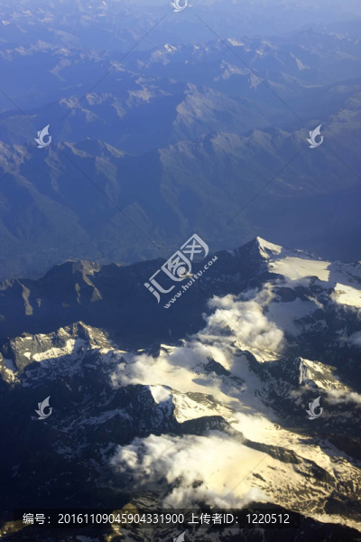 山脈的空中觀