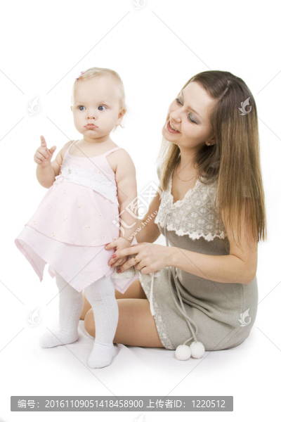 母親和女兒。