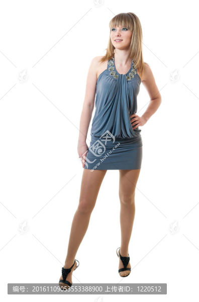 穿灰色衣服的女孩