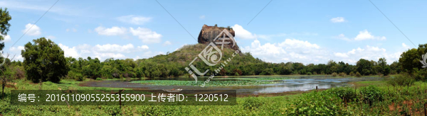 錫吉里亞古宮全景（獅子石）是一個(gè)古老的巖石堡壘和宮殿遺址；斯里蘭卡