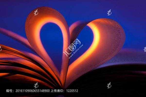心形翻開書