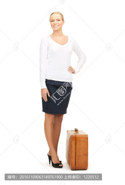 棕色手提箱的女人