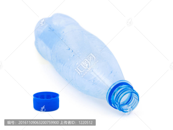 空瓶和水滴