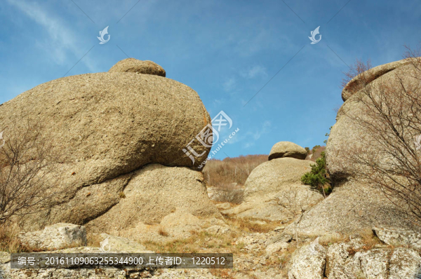 在幽靈谷巖；demirji山；克里米亞；烏克蘭