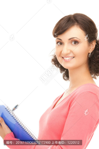 年輕漂亮的女商人與筆記本