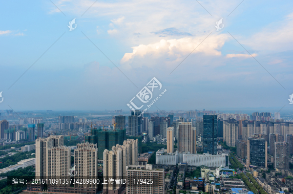 俯瞰成都市中區(qū)城市樓群
