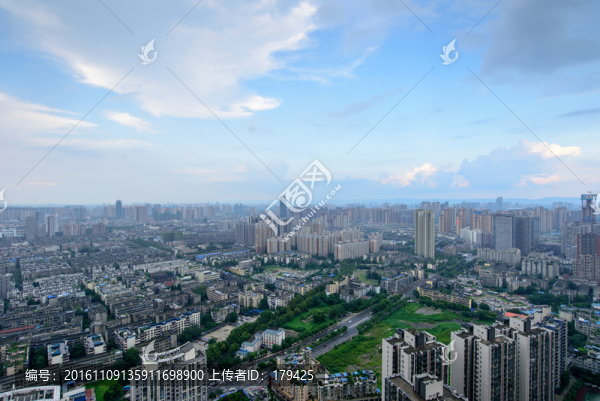 俯瞰成都市中區(qū)城市樓群