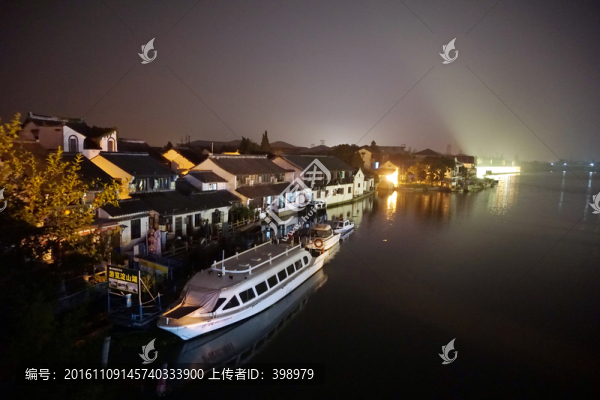 上海朱家角夜景