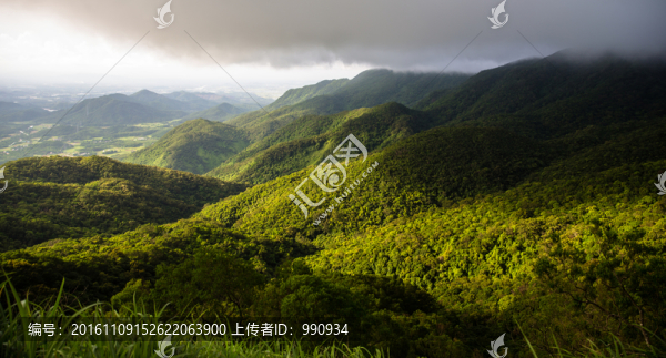 大山