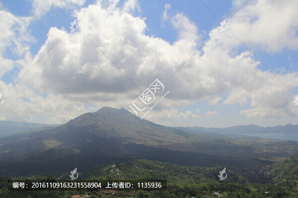 巴厘島火山