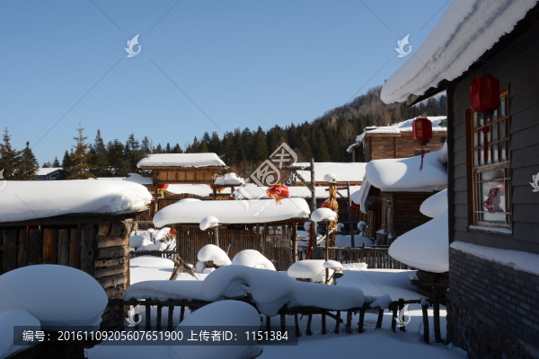 雪鄉(xiāng)民居