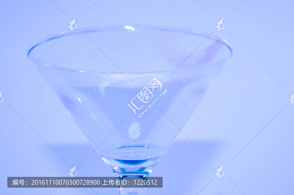 馬蒂尼藍色唇膏