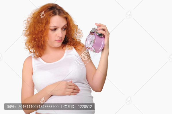 紅發(fā)女孩懷孕的母親