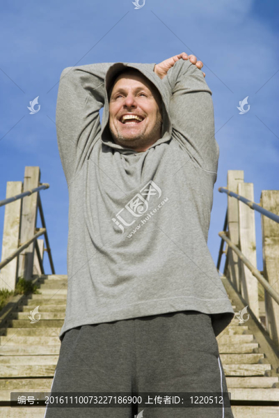 開心的笑的運(yùn)動(dòng)員-匯圖網(wǎng) www.fosd68.com 開心的笑的運(yùn)動(dòng)員