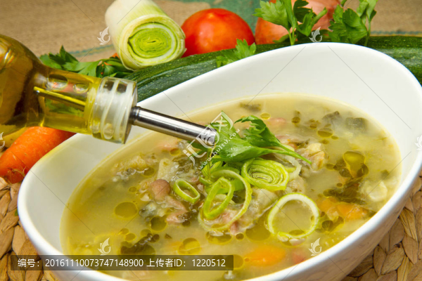 蔬菜通心粉湯