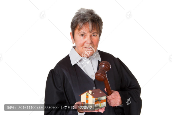 女律師