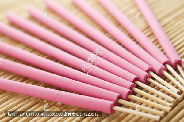 Arotatizirovannye堅(jiān)持