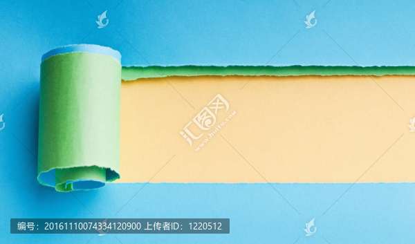 撕裂的紙與空間為您的信息